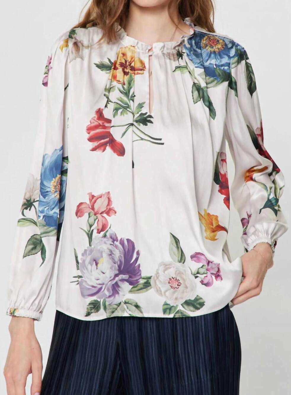 NEW CURRENT AIR botanical floral print blouse in white multi color